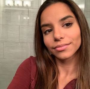 Meet your Posher, Gabi